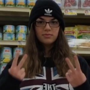 Meet your Posher, Olivia